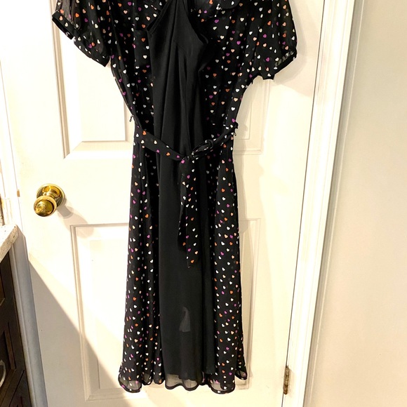 Flowy maxi dress with small hearts - Picture 6 of 10